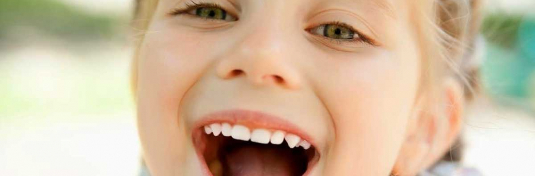 Deglutizione atipica infantile: cos’è e come riconoscerla?